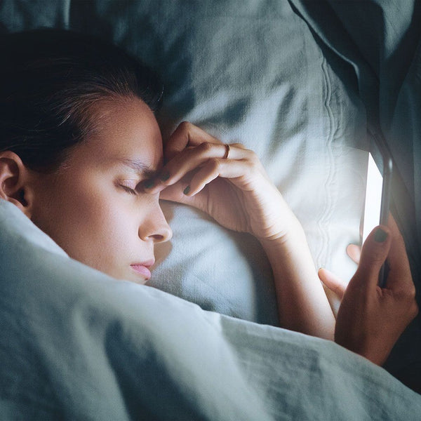 Mieux dormir avec le CBD: Effets du cannabidiol sur le sommeil